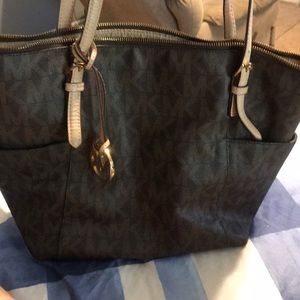 Michael Kors Jet Set Leather Tote Purse